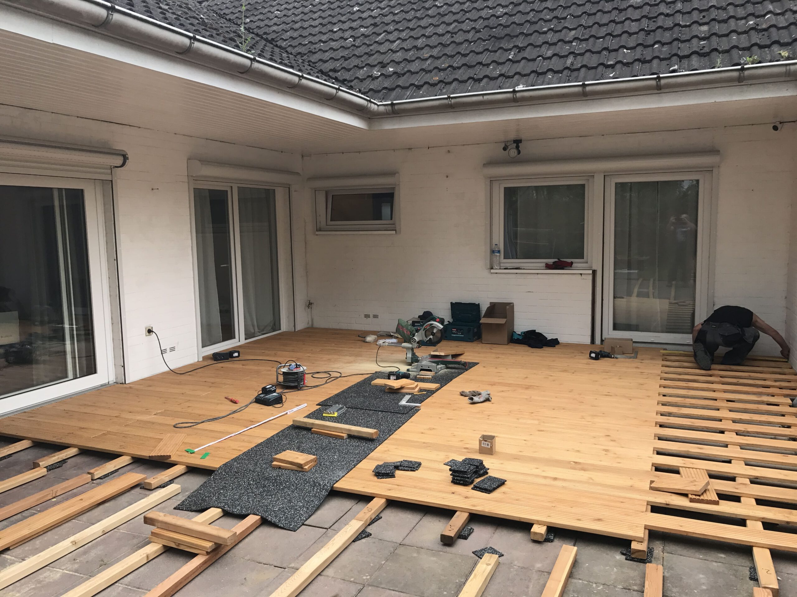 Holzterasse1
